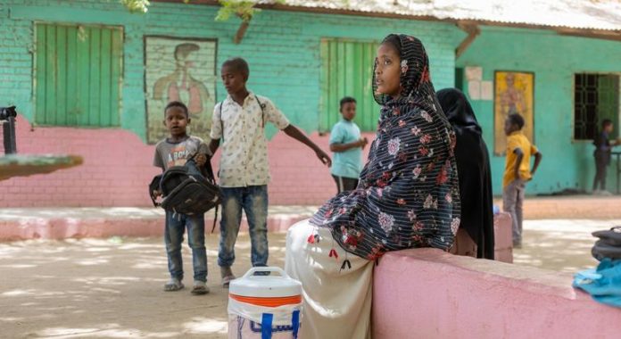 Sudan: WFP expands emergency response; scores dead in village massacre